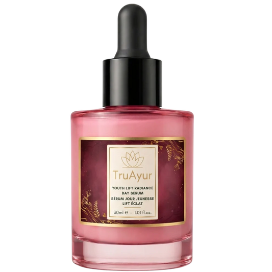 8-Kräuter Ayurvedisches Radiance-Tagesserum mit Syn-Ake-Peptid für intensive Feuchtigkeitsversorgung, ganztägige Ausstrahlung und sichtbare Straffung.